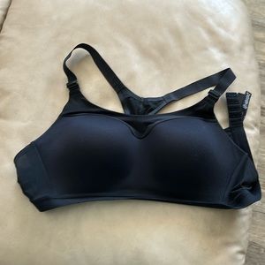 Incredible Max High Impact sports bra. Black. 38C